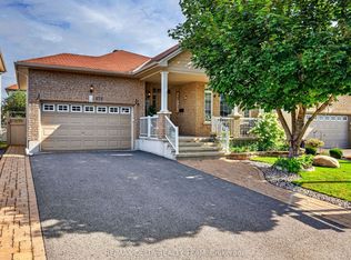 175 Felicity Cres, Ottawa, ON K1W 0C1