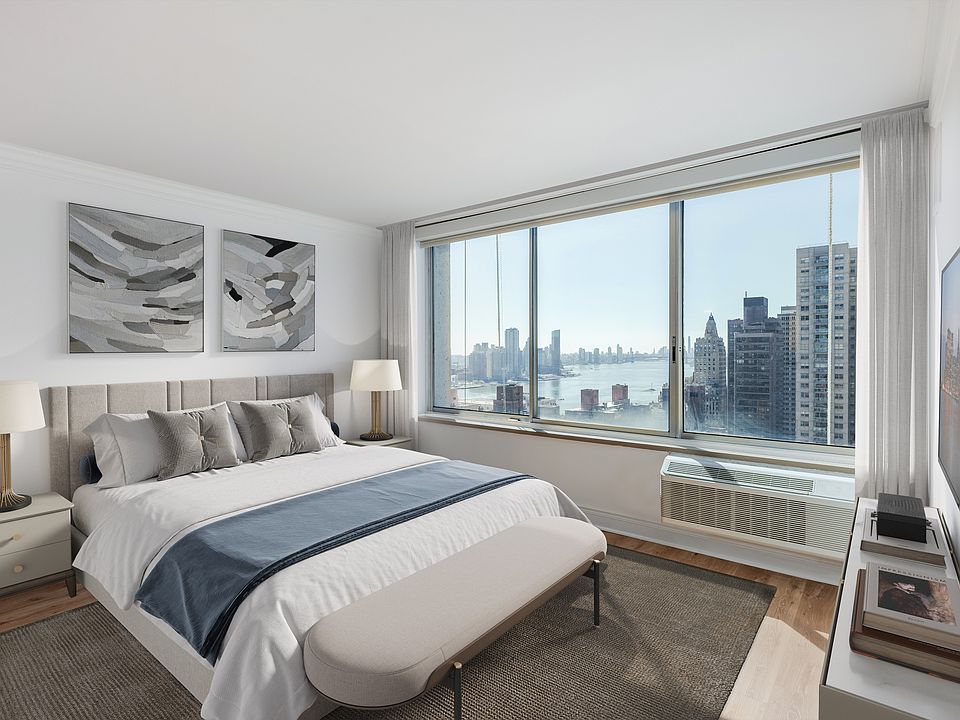 Spacious bedrooms with stunning oversized windows