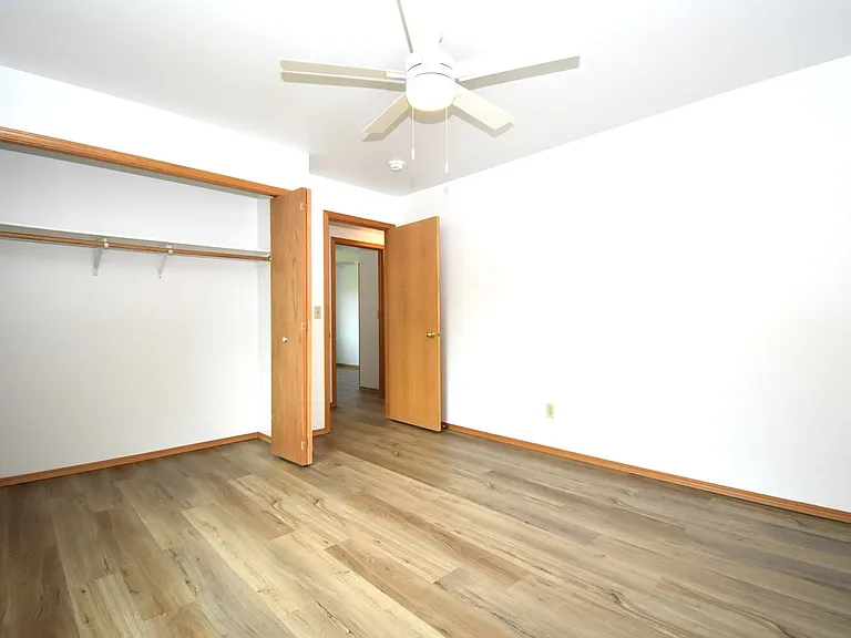 9 Michael Grove Ave — Photo 11
