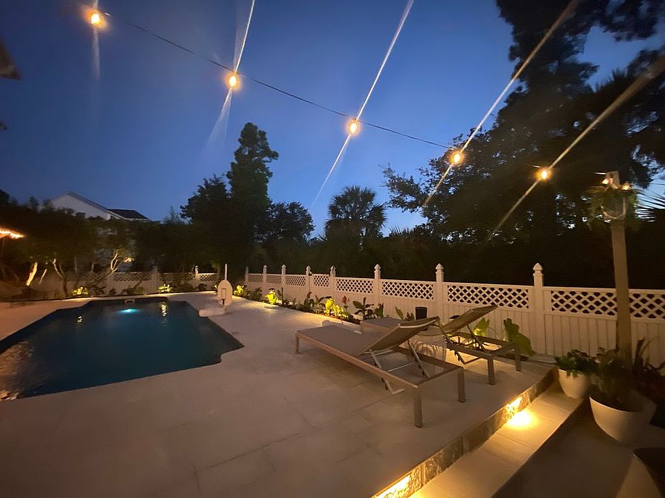 2nd image of 2471 Worthington Dr