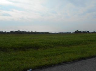 7056 N Meadow Dr, Fulton, MO 65251