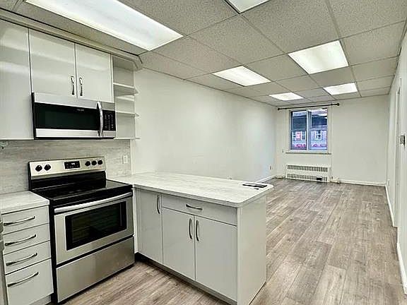 4th image of 417 Brighton Beach Ave
