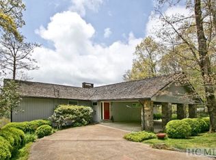 425 South Dr, Highlands, NC 28741