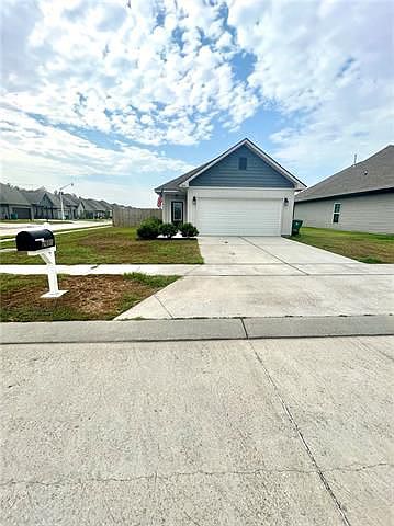 1st image of 2601 Bayou Duet Dr