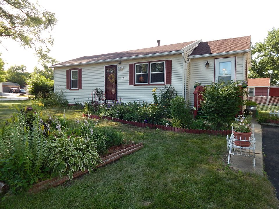 1st image of 101 N Farnsworth Ave