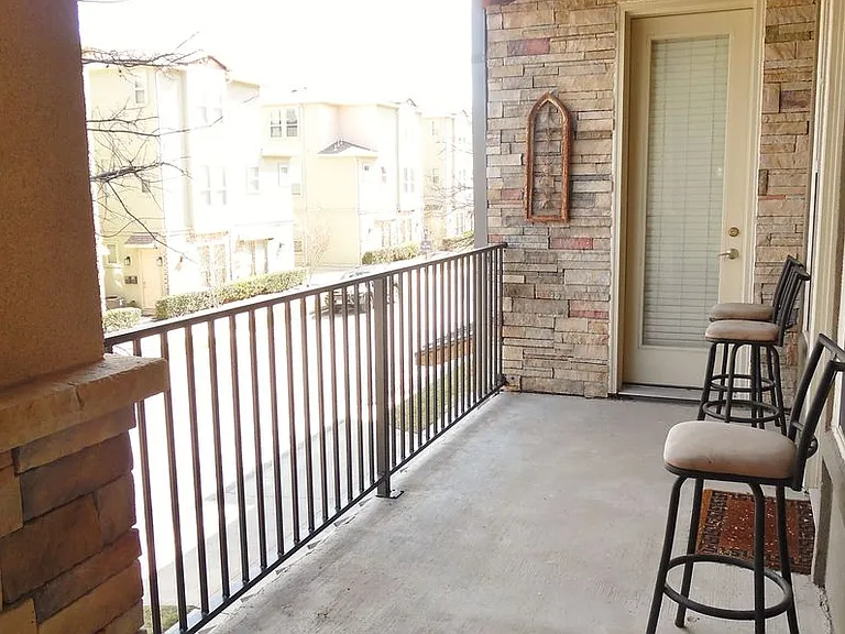 2800 Sandage Ave #206 — Photo 30
