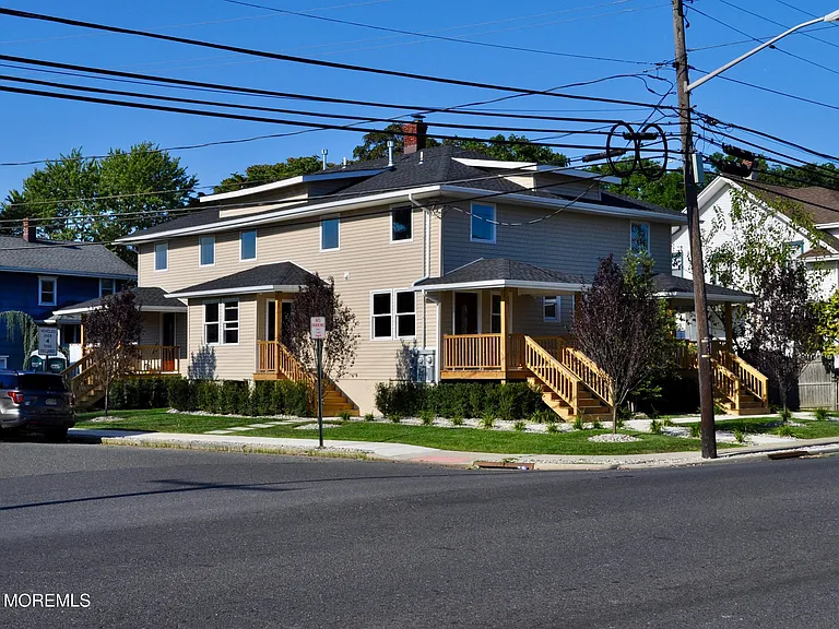 485 Joline Ave #2 — Photo 8