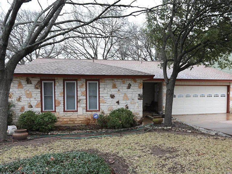 12315 Wycliff Ln — Photo 25