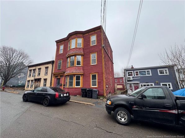 48 Kennedy St, Saint John, NB E2K 1C4