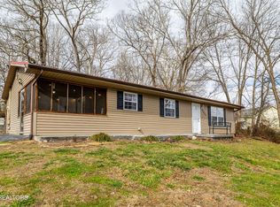 2209 Island Blvd, Sevierville, TN 37876