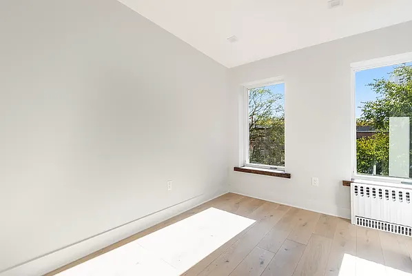 Rented by Compass | media 12