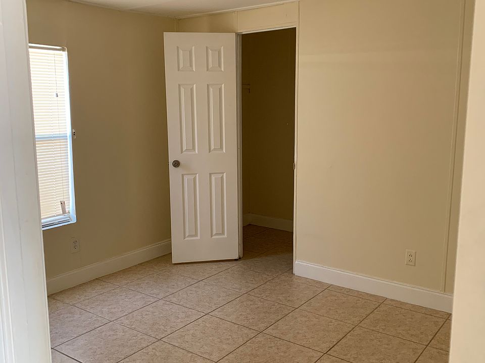 1st image of 11962 Watergate Cir #B
