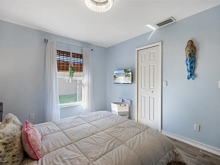 4516 SW 21st Pl — Photo 47
