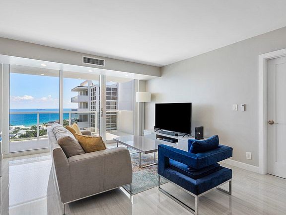 5th image of 2715 N Ocean Boulevard #18d