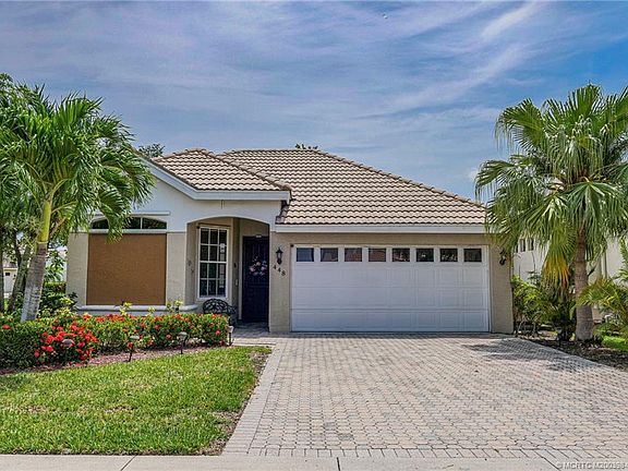 4th image of 448 SW Horseshoe Bay