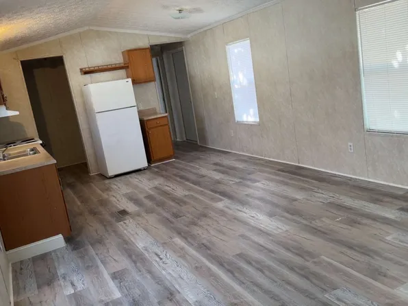 2450 Shelton Dr, Tupelo, MS 38804