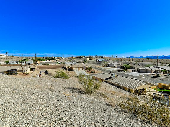 2nd image of 4011 Arizona Plz Lot 75
