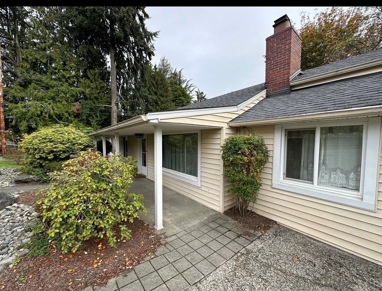 5 bed, 1860 sqft, $3,980 — Photo 1
