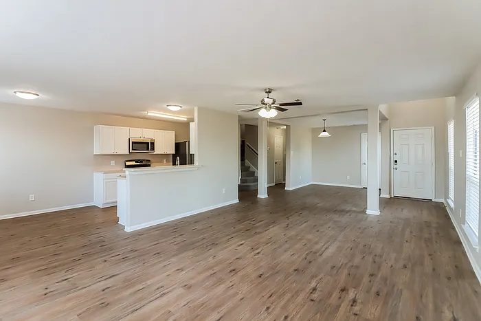 6814 Strathmore Place Ct — Photo 5