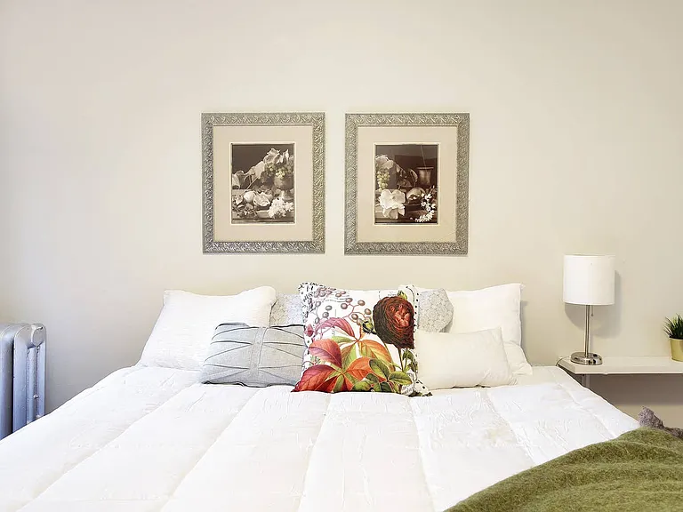 King Mattress on Main Floor Bedroom