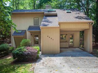 4401 Woodbury Dr, Raleigh, NC 27612