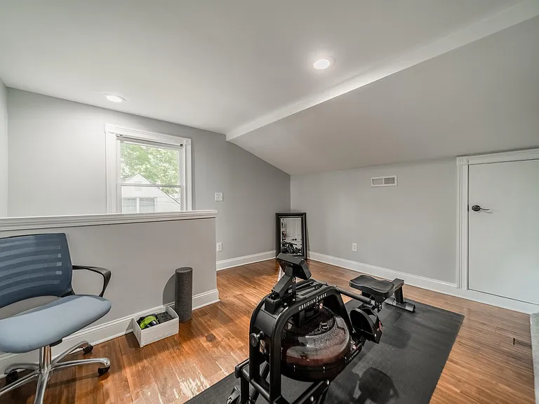 3147 Windsor Dr — Photo 29