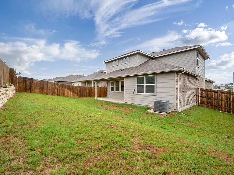 129 Briggs Ln — Photo 28