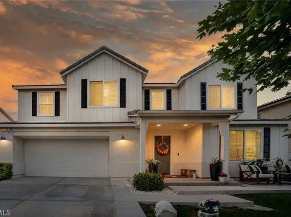 28629 Plume Way, Santa Clarita, CA 91350