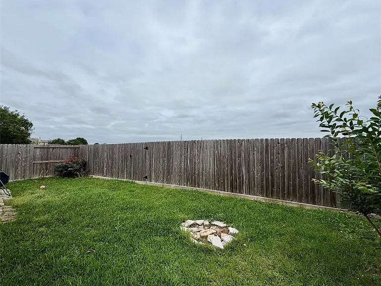 25206 Barmby Dr — Photo 22