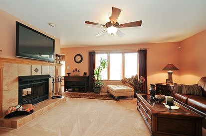 5th image of 2812 Chayes Park Dr