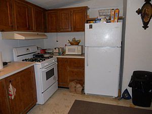 4th image of 12823 Elm St