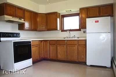 1636 hill kitchen 2