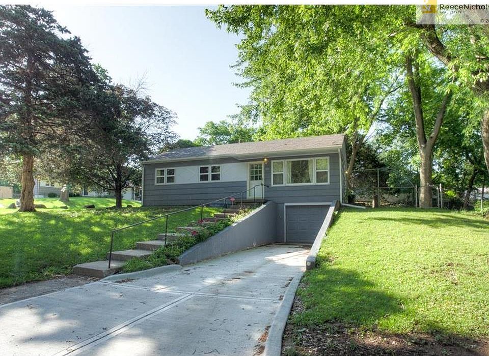 1st image of 8001 Elizabeth Ave