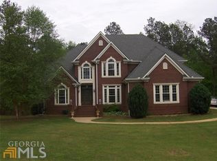 102 Tee Dr, Forsyth, GA 31029