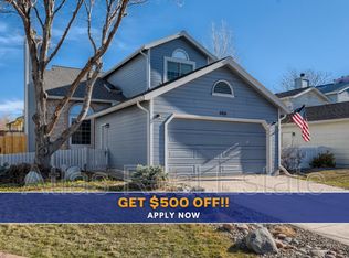 569 Longfellow Ln, Highlands Ranch, CO 80126