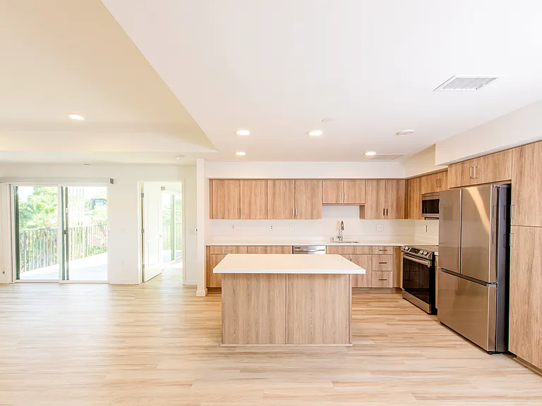 Rising Sun Apartments — Photo 76