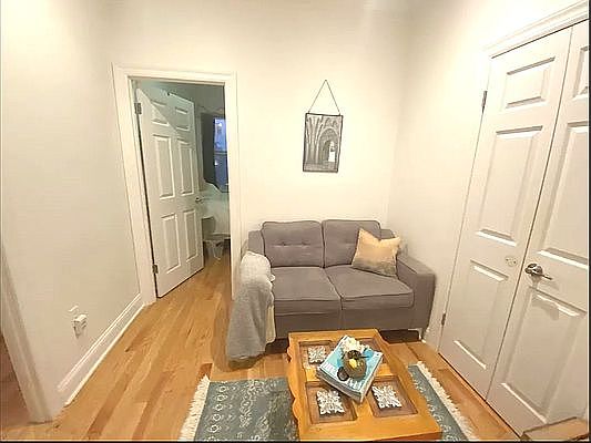 5th image of 216 3rd Ave APT 2E