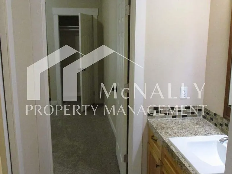 7720 Artondale Dr NW — Photo 11