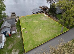5224 E Quiet Water Ct, Monticello, IN 47960