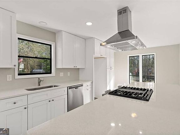 4th image of 2673 Deerfield Cir SW