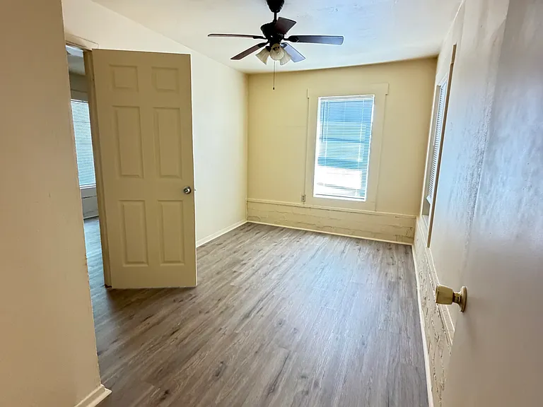 623 E Bridge St #101 — Photo 5