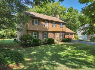 11 Paper Chase Dr, Farmington, CT 06032
