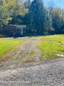 114 Riverside Dr, Greentown, PA, 18426