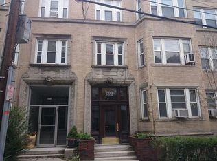 209 Saint Paul St APT 3, Brookline, MA 02446