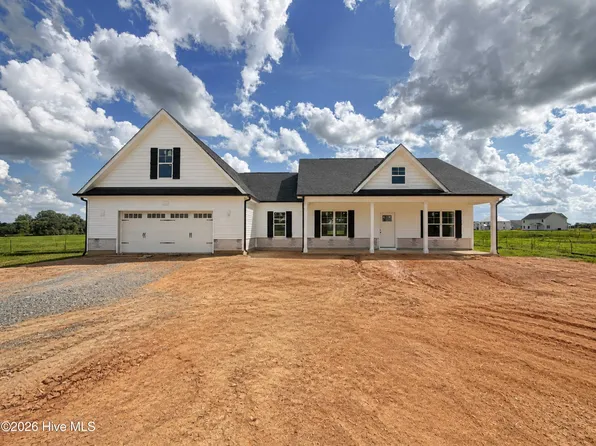 140 Margot Manor Drive, Benson, NC 27504