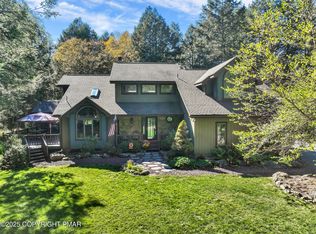 188 Sawmill Rd, Pocono Lake, PA 18347