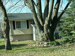 1871 Irene Rd, Sandwich, IL 60548