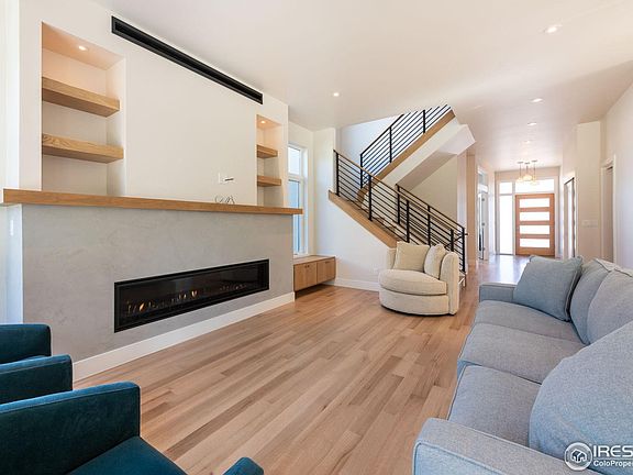 3rd image of 2308 Glacier Ct