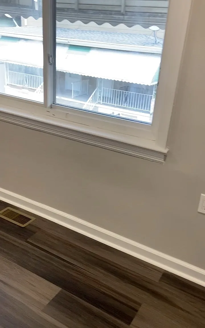 2 bed, $1,250 — Photo 1