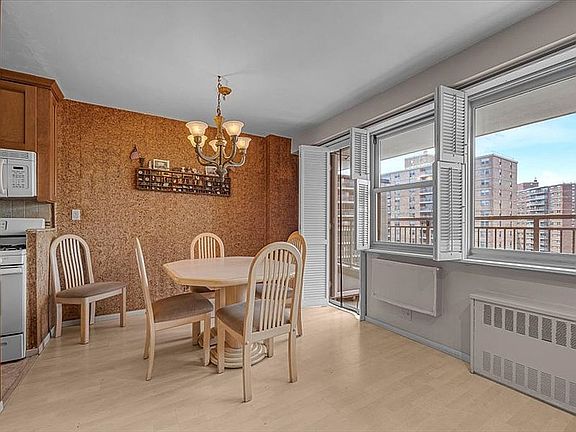 4th image of 464 Neptune Ave APT 17B